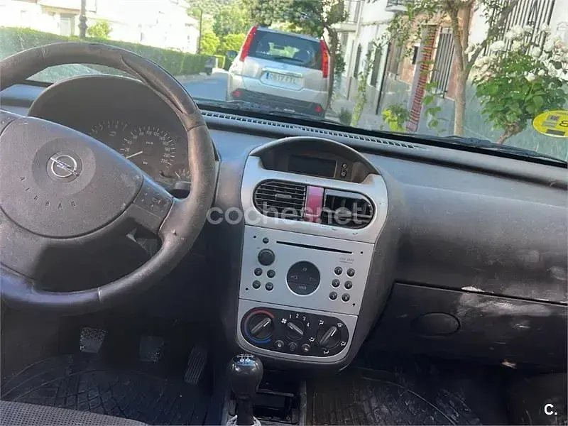 Usado Opel Corsa Enjoy 75 CV (55 kW) 2004 Negro Utilitario