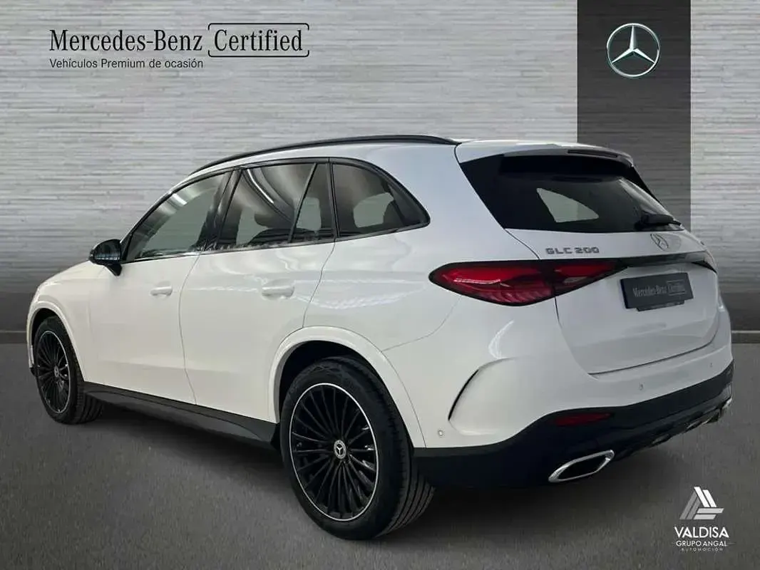 Usado Mercedes GLC200 204 CV (150 kW) 2025 SUV