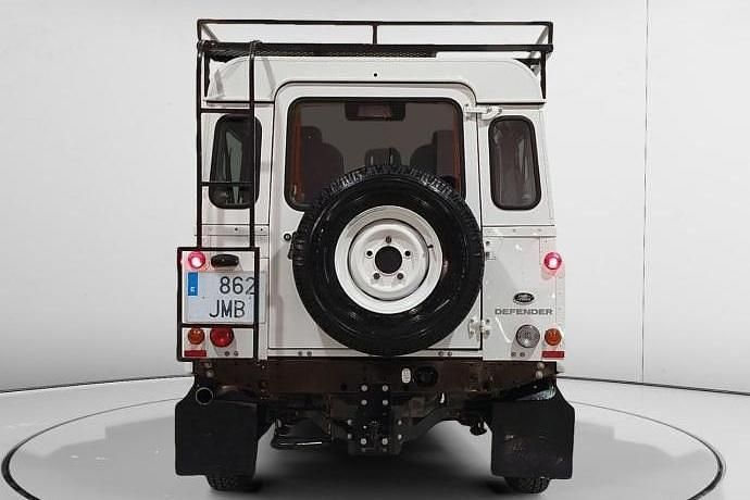 Usado Land Rover Defender 122 CV (89 kW) 2016