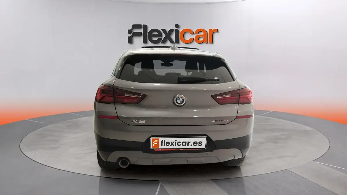 Usado BMW X2 136 CV (100 kW) 2023 Gris SUV