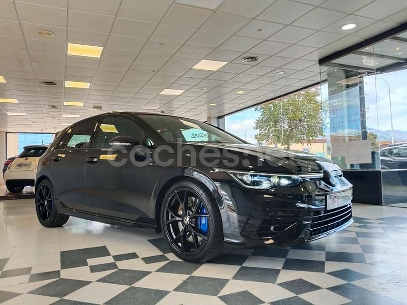 Usado VW Golf VIII R 320 CV (235 kW) 2021 Negro Berlina