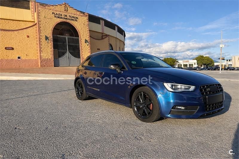 Usado Audi A3 Attraction 150 CV (110 kW) 2013 Azul Berlina