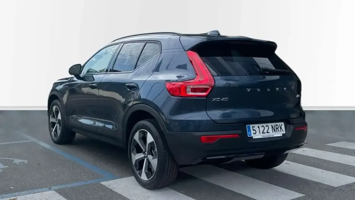Nuevo Volvo XC40 Ultra 163 CV (119 kW) 2026 Azul SUV