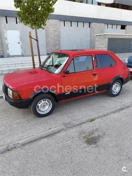 Usado Seat Marbella 40 CV (29 kW) 1987 Rojo Utilitario