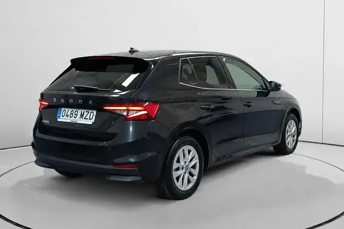 Usado Skoda Fabia Selection 95 CV (69 kW) 2025 Utilitario