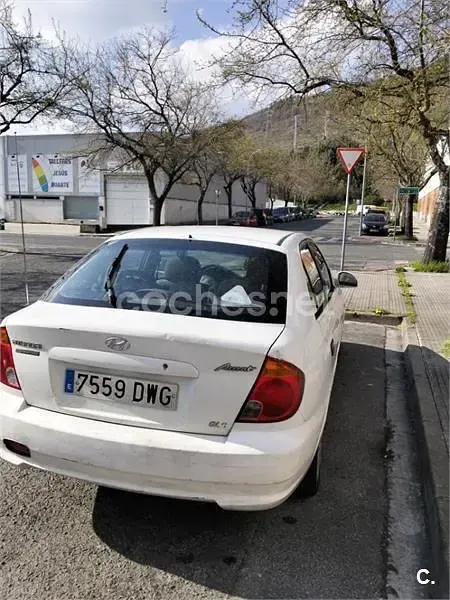 Usado Hyundai Accent GLS 81 CV (59 kW) 2006 Blanco Berlina