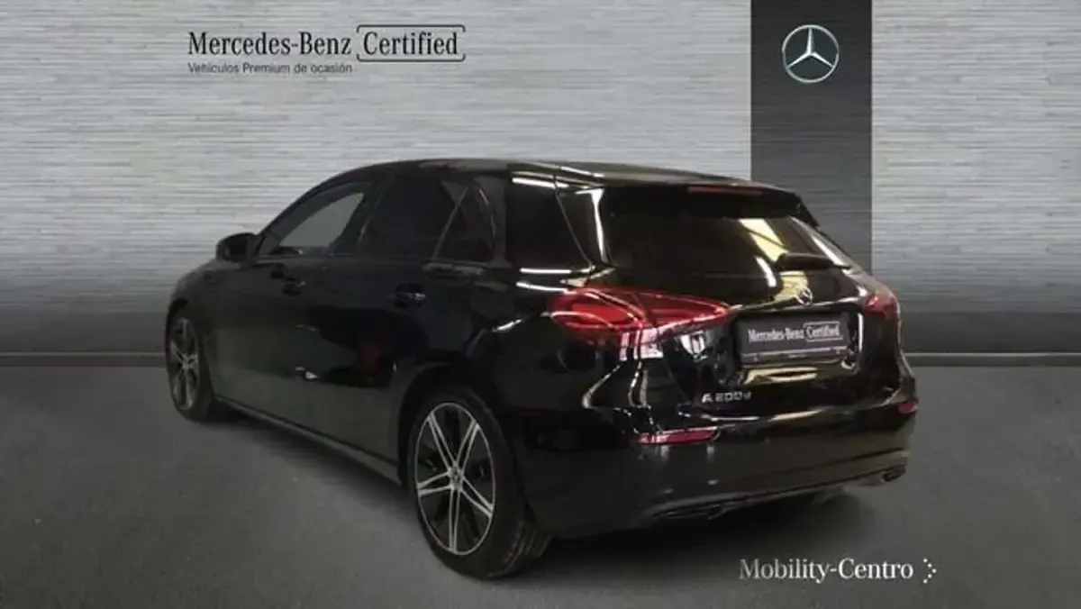 Usado Mercedes A220 151 CV (111 kW) 2024 Negro Berlina