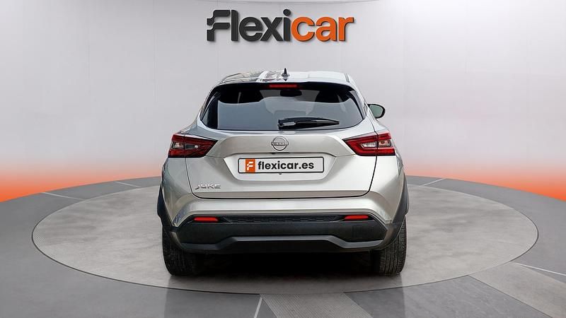 Usado Nissan Juke N-Connecta 114 CV (83 kW) 2023 Gris SUV