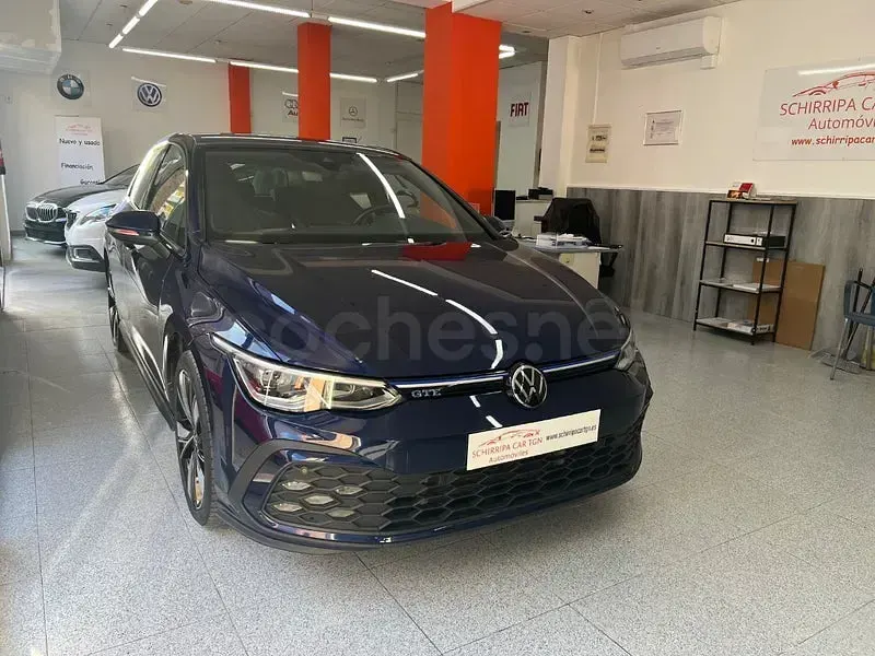 Usado VW Golf VIII GTE 245 CV (180 kW) 2022 Azul Berlina