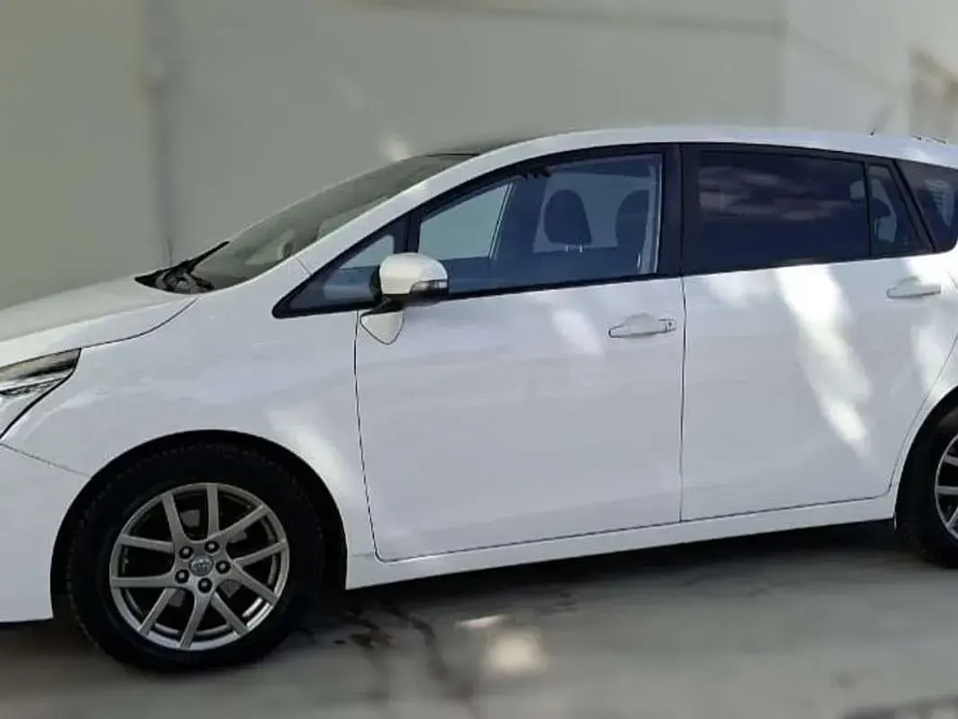 Usado Toyota Verso Advance 116 CV (85 kW) 2015 Blanco Monovolumen