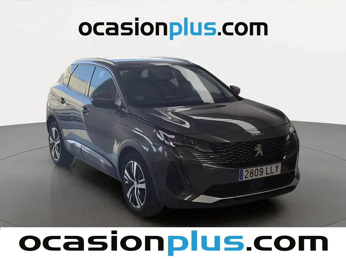 Usado Peugeot 3008 Allure 131 CV (96 kW) 2020 Gris SUV