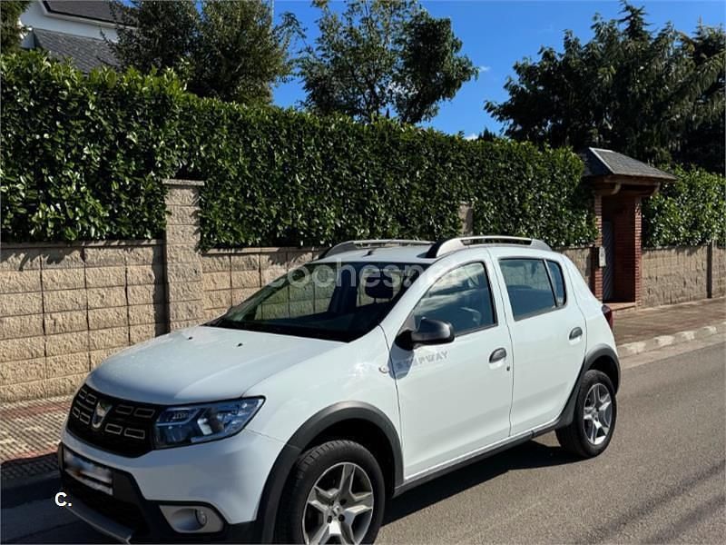Blanco Usado 2019 Dacia Sandero Essentiel Berlina | 11.200 € (Precio justo) - Imagen 1/4