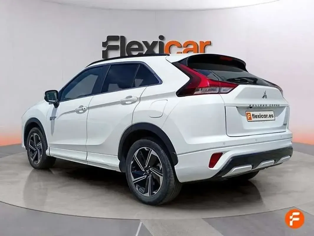 Usado Mitsubishi Eclipse Cross 188 CV (138 kW) 2022 Blanco SUV