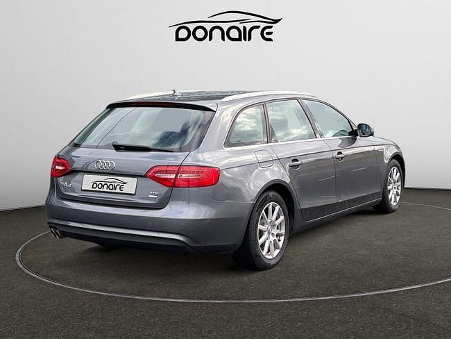 Usado Audi A4 S-Line 136 CV (100 kW) 2014 Gris / plata Familiar