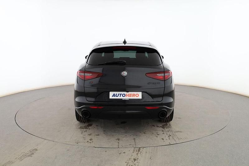 Usado Alfa Romeo Stelvio Veloce 280 CV (205 kW) 2020 Negro SUV