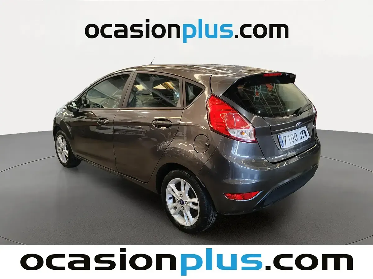 Usado Ford Fiesta Trend 82 CV (60 kW) 2017 Negro Berlina