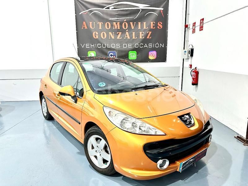 Naranja Usado 2007 Peugeot 207 Berlina | 4499 € (Precio justo) - Imagen 1/4