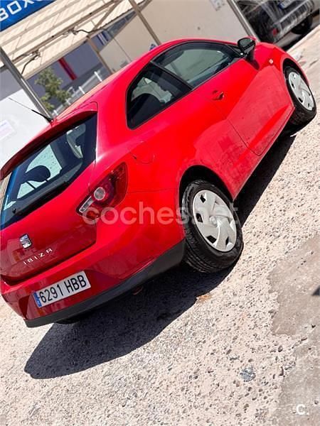 Rojo Usado 2010 Seat Ibiza SC Utilitario | 3799 € (Precio justo) - Imagen 1/4