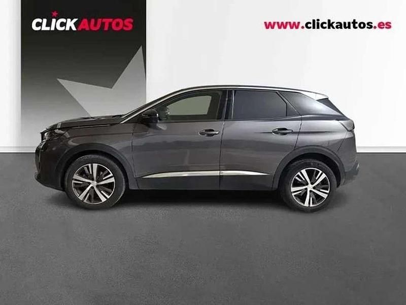 Usado Peugeot 3008 Allure 131 CV (96 kW) 2024 Gris SUV