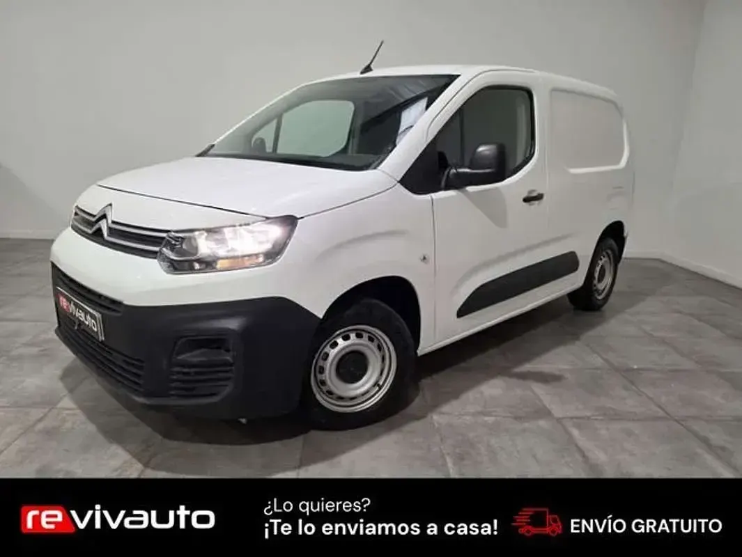 Usado Citroën Berlingo 102 CV (75 kW) 2020 Blanco Monovolumen
