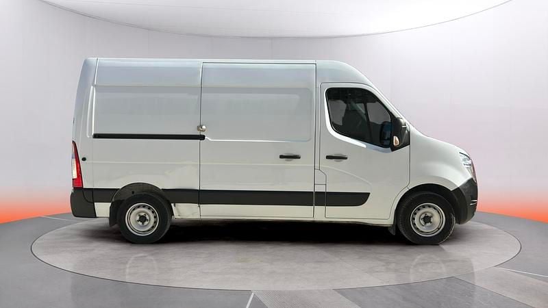Usado Nissan Interstar 136 CV (100 kW) 2023 Blanco Van