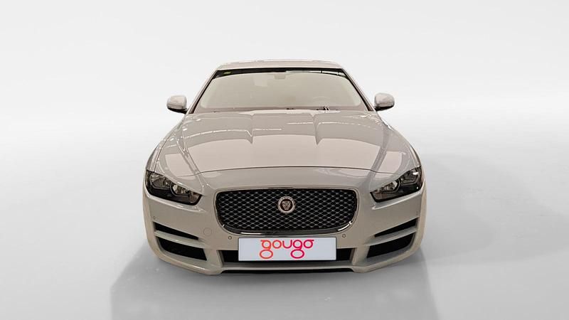 Usado Jaguar XE Pure 180 CV (132 kW) 2016 Berlina
