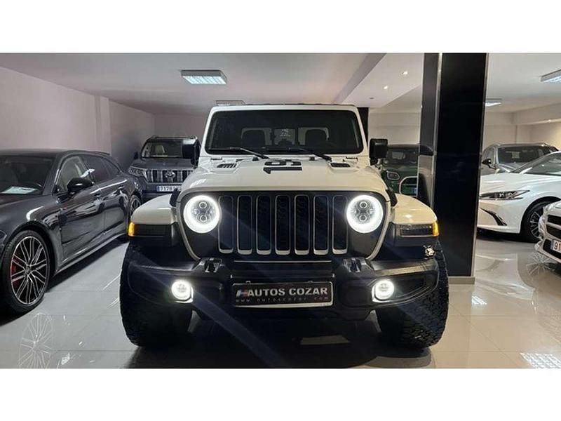 Käytetty Jeep Gladiator Overland 264 HP (194 kW) 2021 Valkoinen Nouto