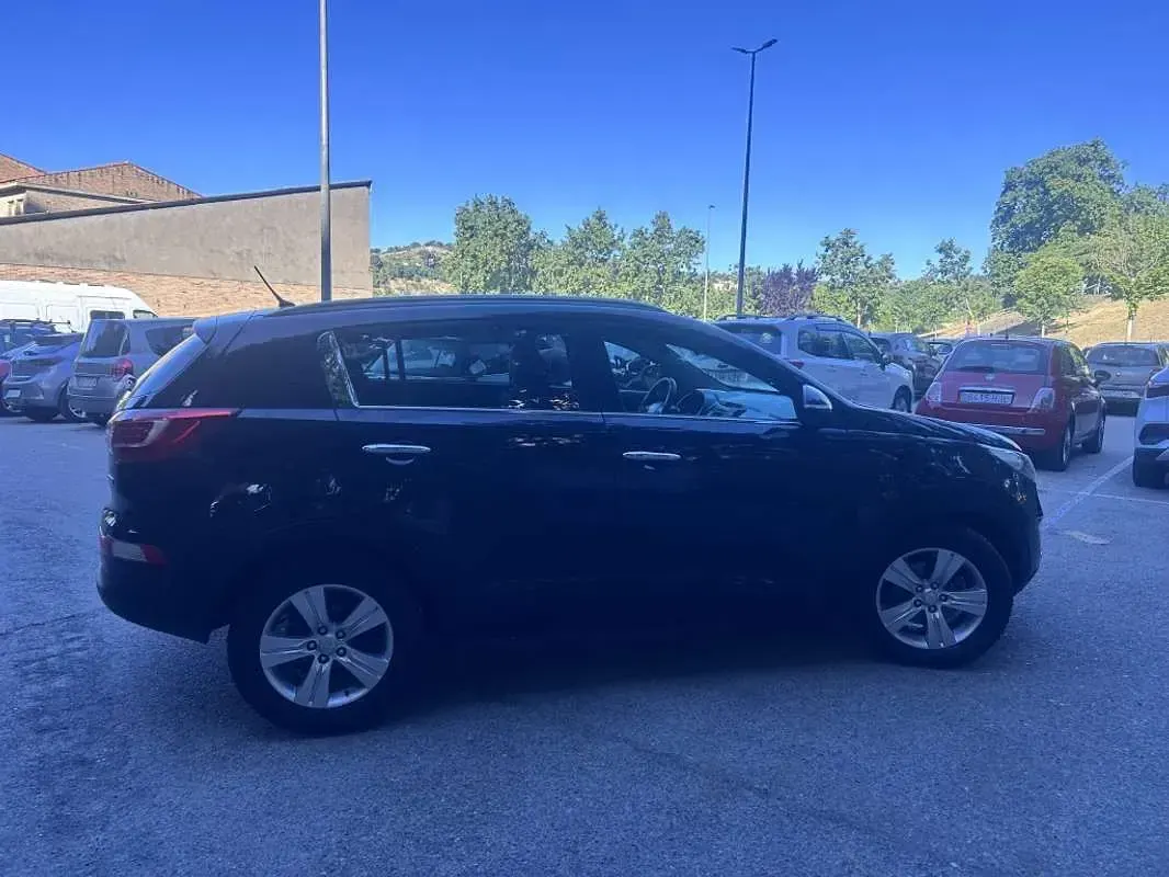 Usado Kia Sportage 116 CV (85 kW) 2012 Negro SUV