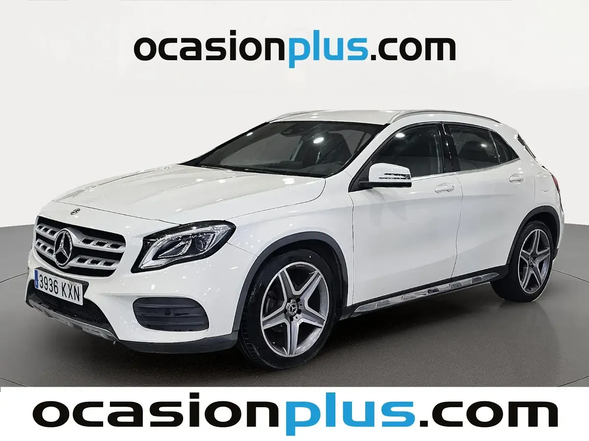 Usado Mercedes GLA180 AMG 122 CV (89 kW) 2019 SUV
