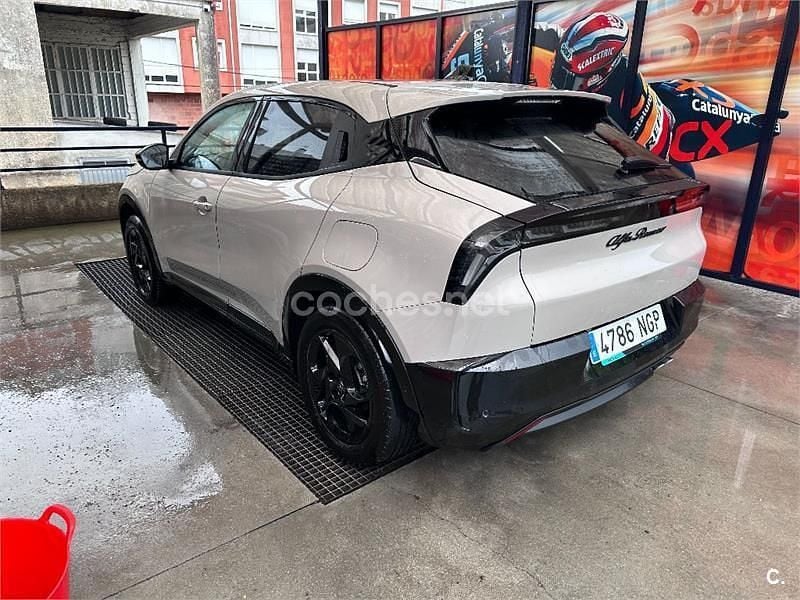 Usado Alfa Romeo Junior 145 CV (106 kW) 2025 Gris / plata SUV