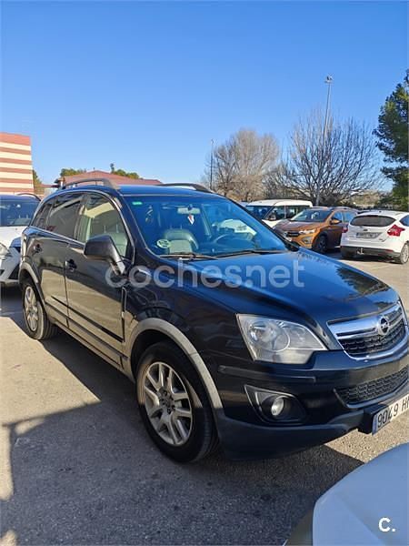 Negro Usado 2012 Opel Antara Cosmo SUV | 6100 € (Un poco caro) - Imagen 1/4
