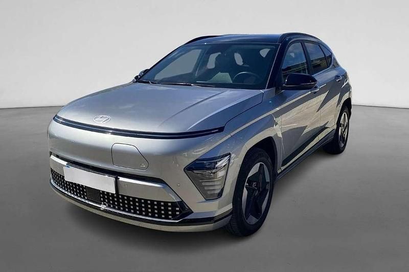 Negro Usado 2023 Hyundai Kona Blackline SUV | 25.790 € (Precio justo) - Imagen 1/4