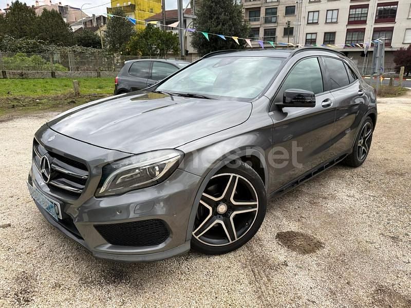 Gris / plata Usado 2014 Mercedes GLA220 AMG line SUV | 15.900 € (Caro) - Imagen 1/4