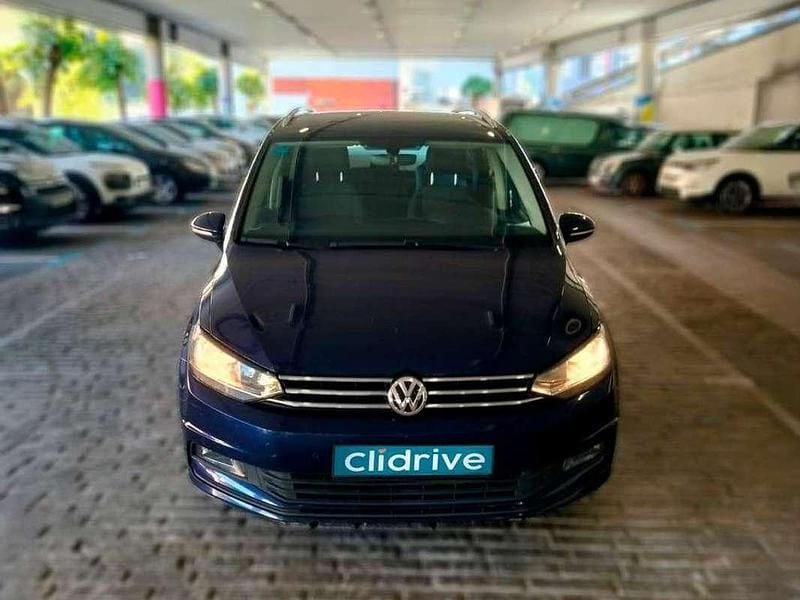 Usado VW Touran Business 116 CV (85 kW) 2017 Azul Monovolumen