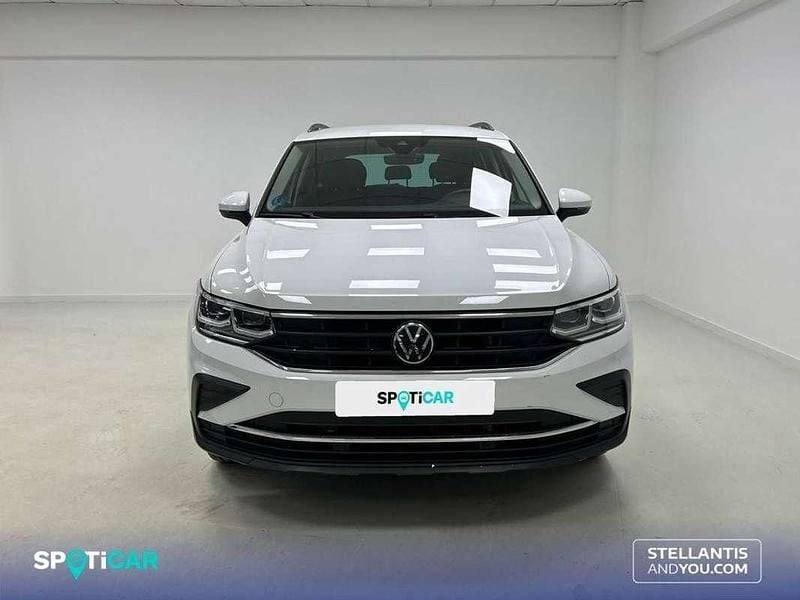 Usado VW Tiguan Life 247 HP (181 kW) 2024 Preto SUV