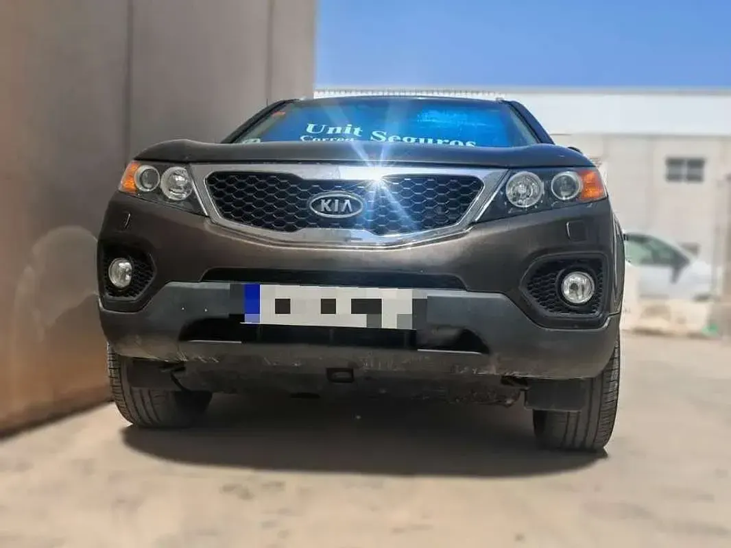 Usado Kia Sorento 150 CV (110 kW) 2012 Marrón SUV