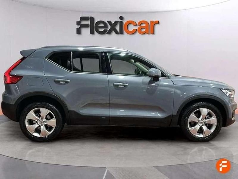 Usado Volvo XC40 190 CV (139 kW) 2019 Azul SUV