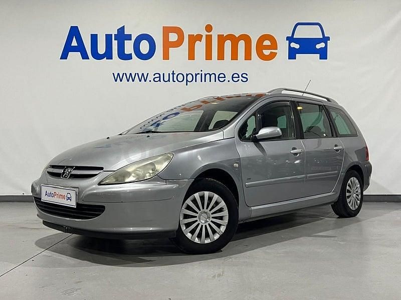 Usado Peugeot 307 90 CV (66 kW) 2004 Gris / plata Familiar