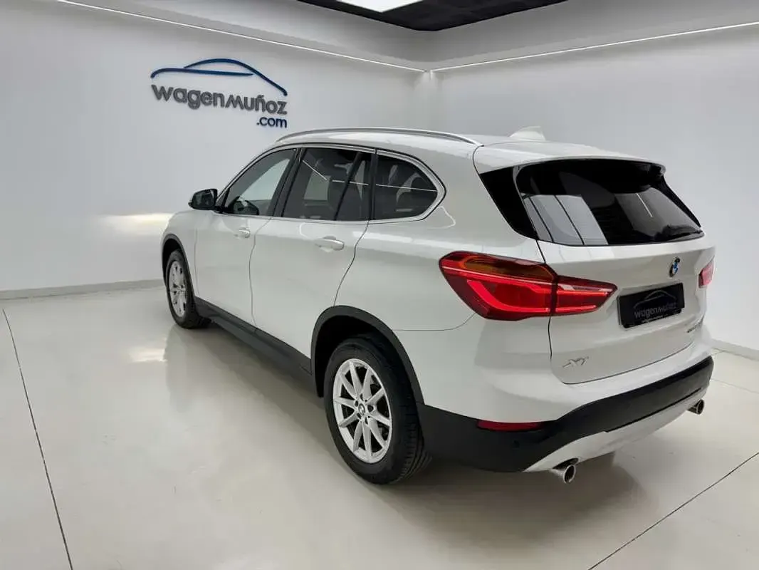 Käytetty BMW X1 150 HP (110 kW) 2019 Valkoinen Katumaasturi
