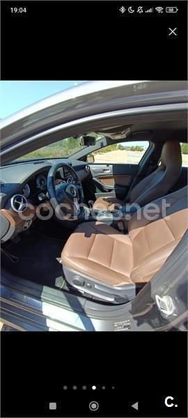 Usado Mercedes A180 Style 109 CV (80 kW) 2015 Gris / plata Berlina