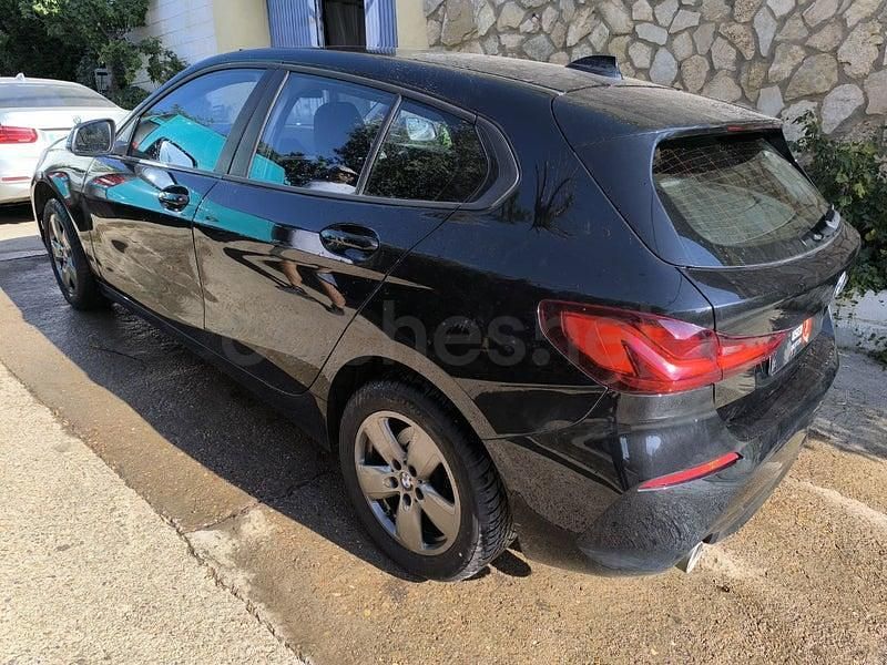 Usado BMW 116 Comfort Edition 116 CV (85 kW) 2023 Negro Utilitario