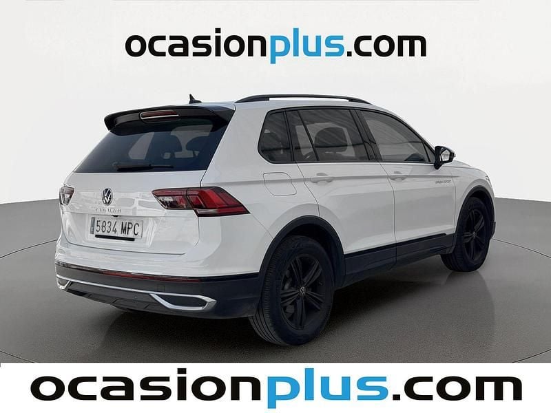 Usado VW Tiguan Sportline 150 CV (110 kW) 2024 Blanco SUV