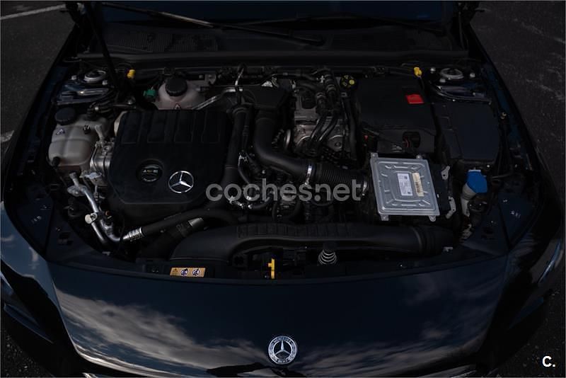 Usado Mercedes CLA250e 218 CV (160 kW) 2021 Negro Berlina