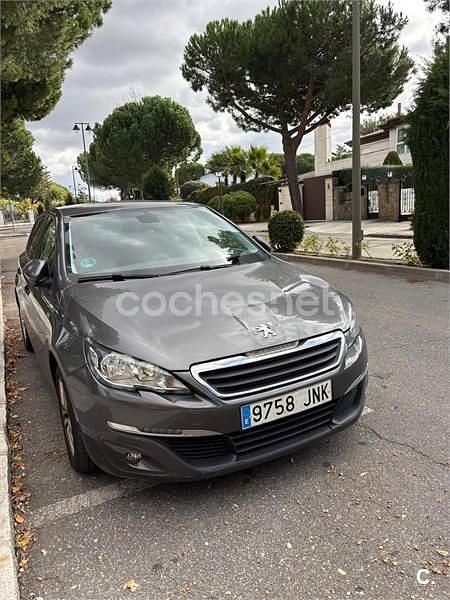 Gris / plata Usado 2016 Peugeot 308 Style Berlina | 6900 € (Buen precio) - Imagen 1/4