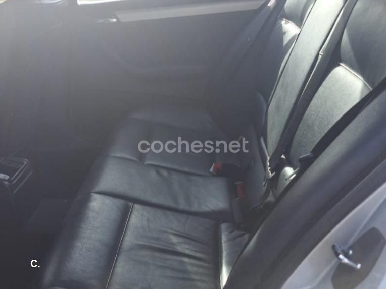 Gris / plata Usado 2003 BMW 330 Berlina | 3600 € (Super precio) - Imagen 1/4