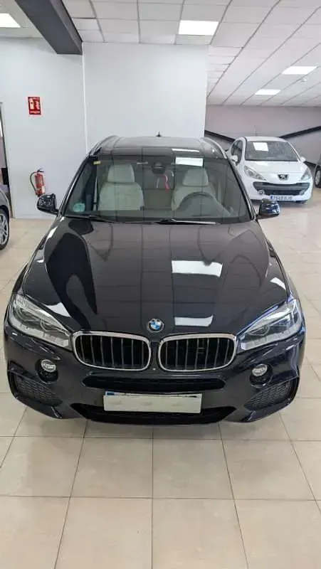 Usado BMW X5 Comfort Edition 313 CV (230 kW) 2014 Negro SUV