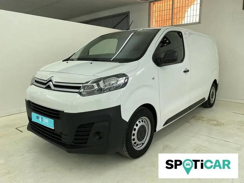 Begagnad Citroën Jumpy Comfort 122 HK (89 kW) 2018 Vit Minibuss