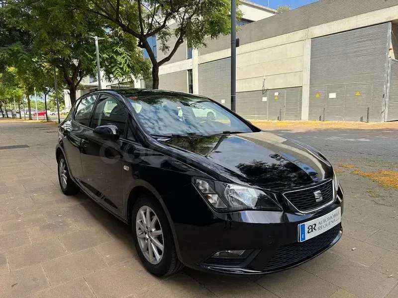 Usado Seat Ibiza CONNECT 90 CV (66 kW) 2016 Negro Berlina