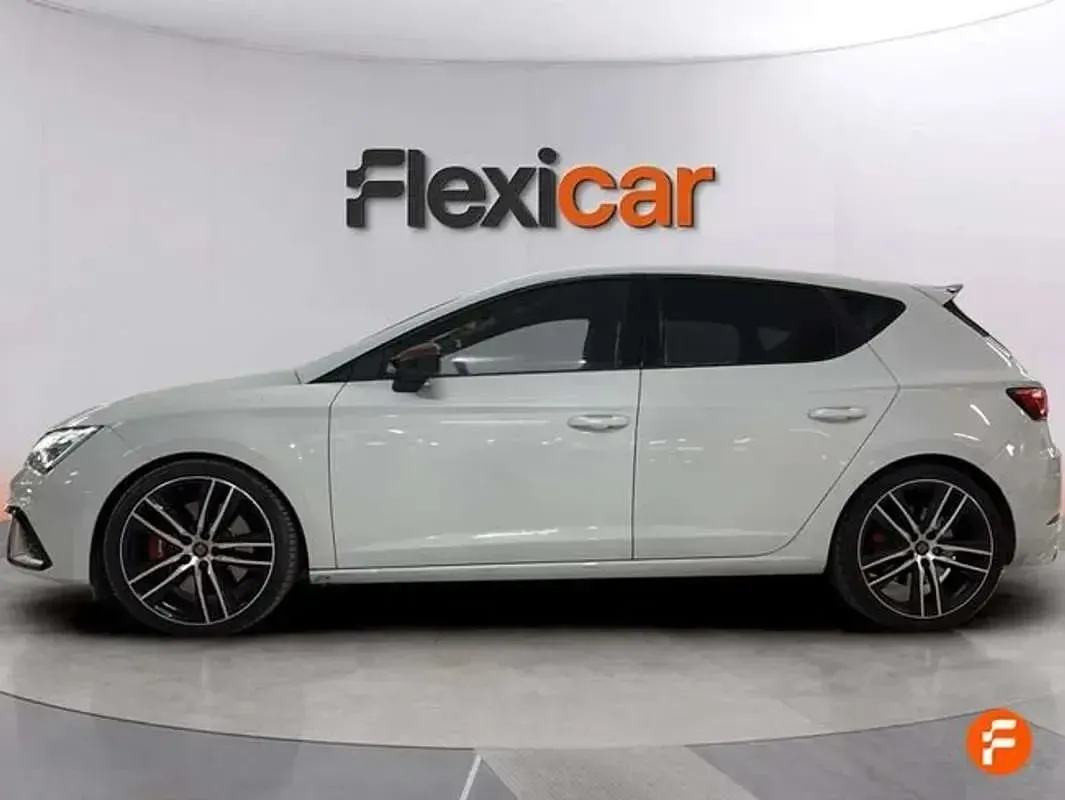 Usado Seat Leon ST CUPRA 290 CV (213 kW) 2019 Blanco Familiar