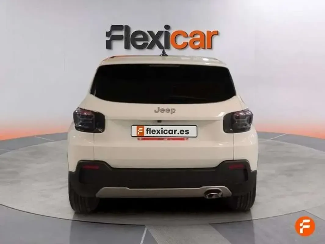 Usado Jeep Avenger 101 CV (74 kW) 2023 Blanco SUV